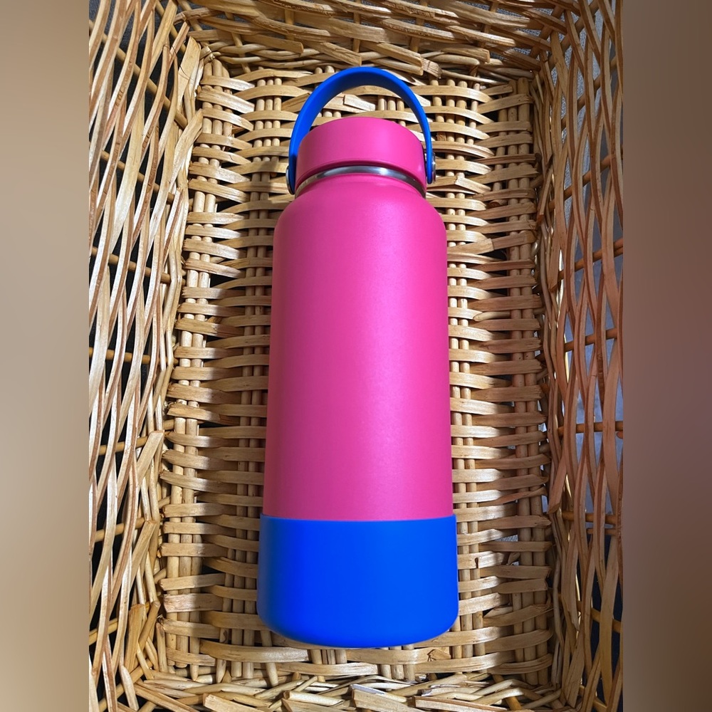 Hydro Flask - Picture 2 of 3